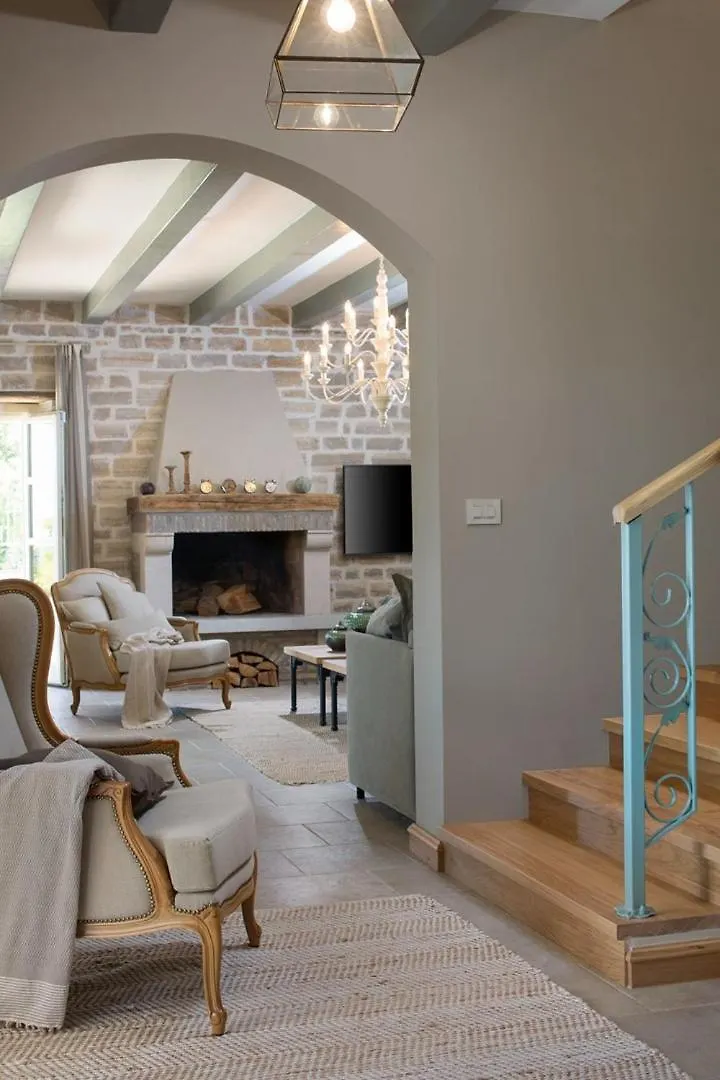 Beautiful Villa Nevia With Private Pool Ladici 0*,